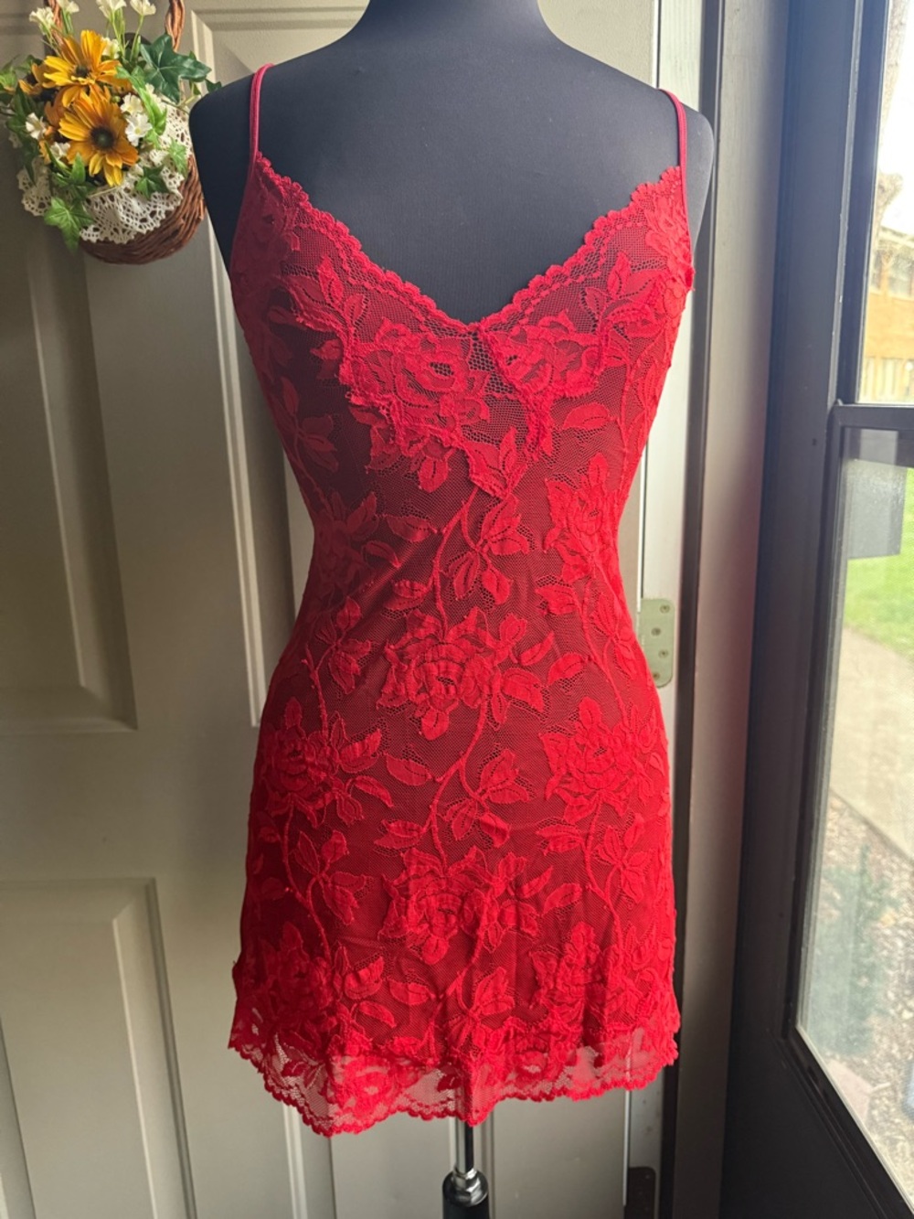 Vintage Y2K 2001 Victoria’s Secret red lace sheer slip dress, size small